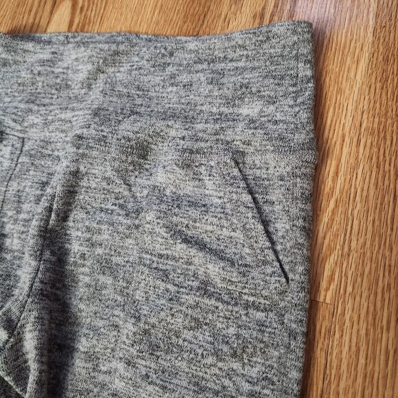A New Day High-Waist Leggings with Pockets Size Medium Gray Space-Dye Flaw - Picture 3 of 8